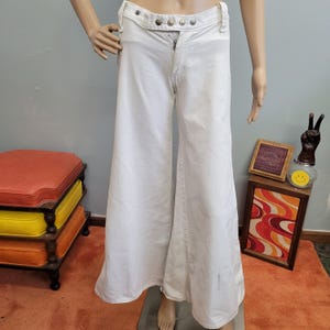 vtg 70s WHITE Elephant BELL BOTTOM Pants: Vintage Low Rise Flare Leg Jeans