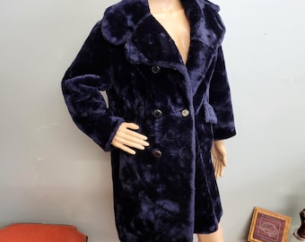 Vintage 70s Star Room Faux Fur Coat: Deep Pile Retro Overcoat