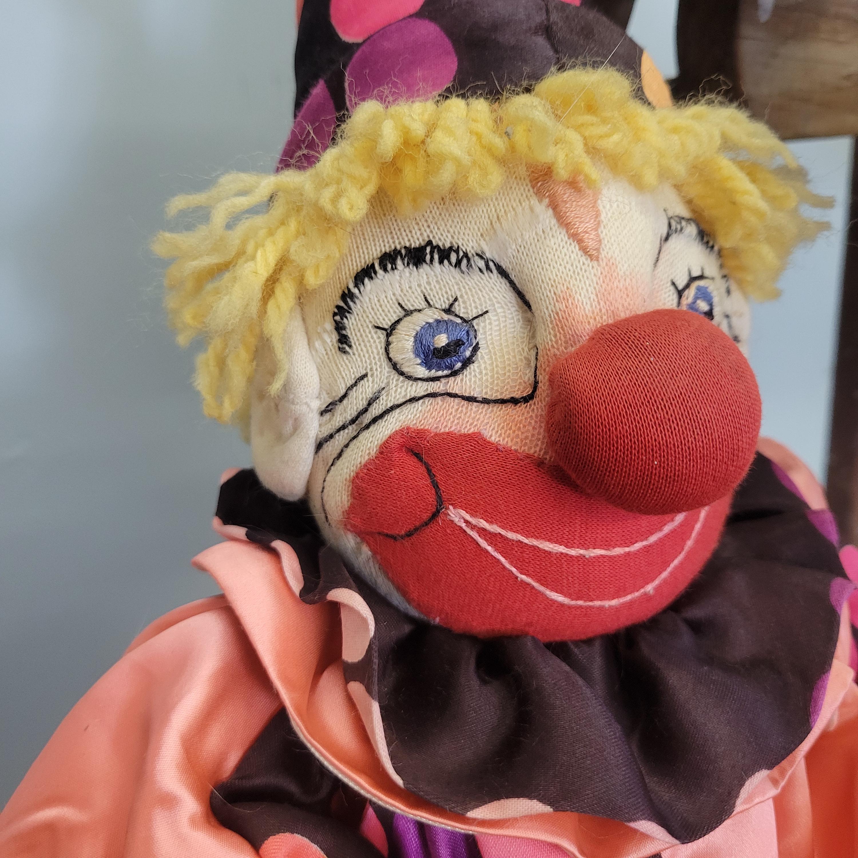 ヴィンテージステッチピエロ人形：手縫いの水玉模様の道化師、ポンポン