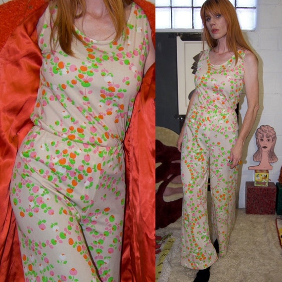 vtg 1970s POLKA DOT JUMPSUIT  2 piece pantsuit ge… - image 1