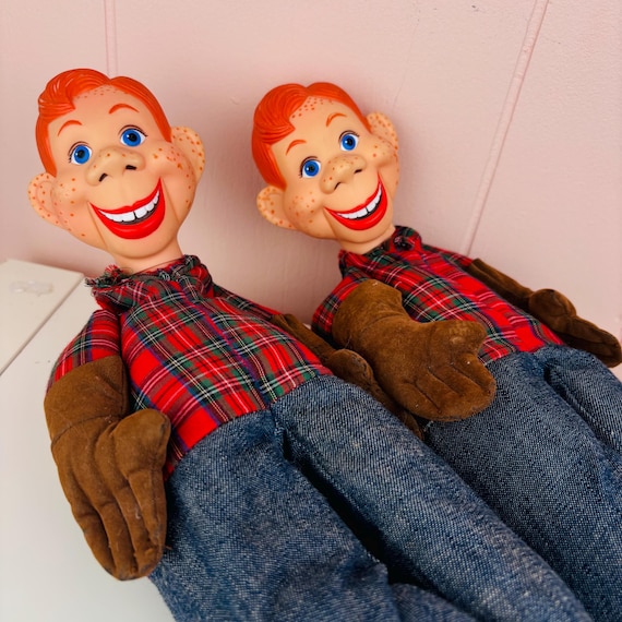 vtg 1980s Kids Howdy Doody House Slippers, Rubber Face Puppets
