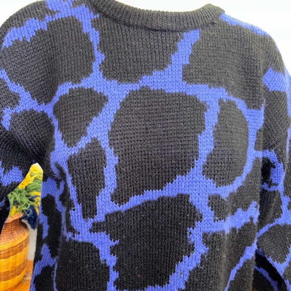 Vintage 80s ESPRIT Abstract Sweater: Oversized Pu… - image 9