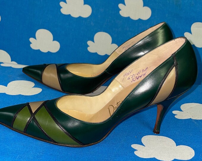 emerald green stilettos