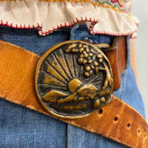 Yin Yang Belt Buckle - Etsy display picture 3
