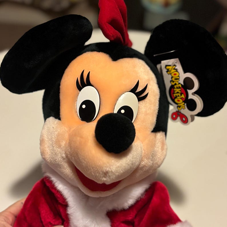 Pelúcia gigante vintage da Minnie Mouse e do Papai Noel: 50 cm (20") - Brinquedo de Natal da Disneylândia (Nova com etiqueta) imagem 2