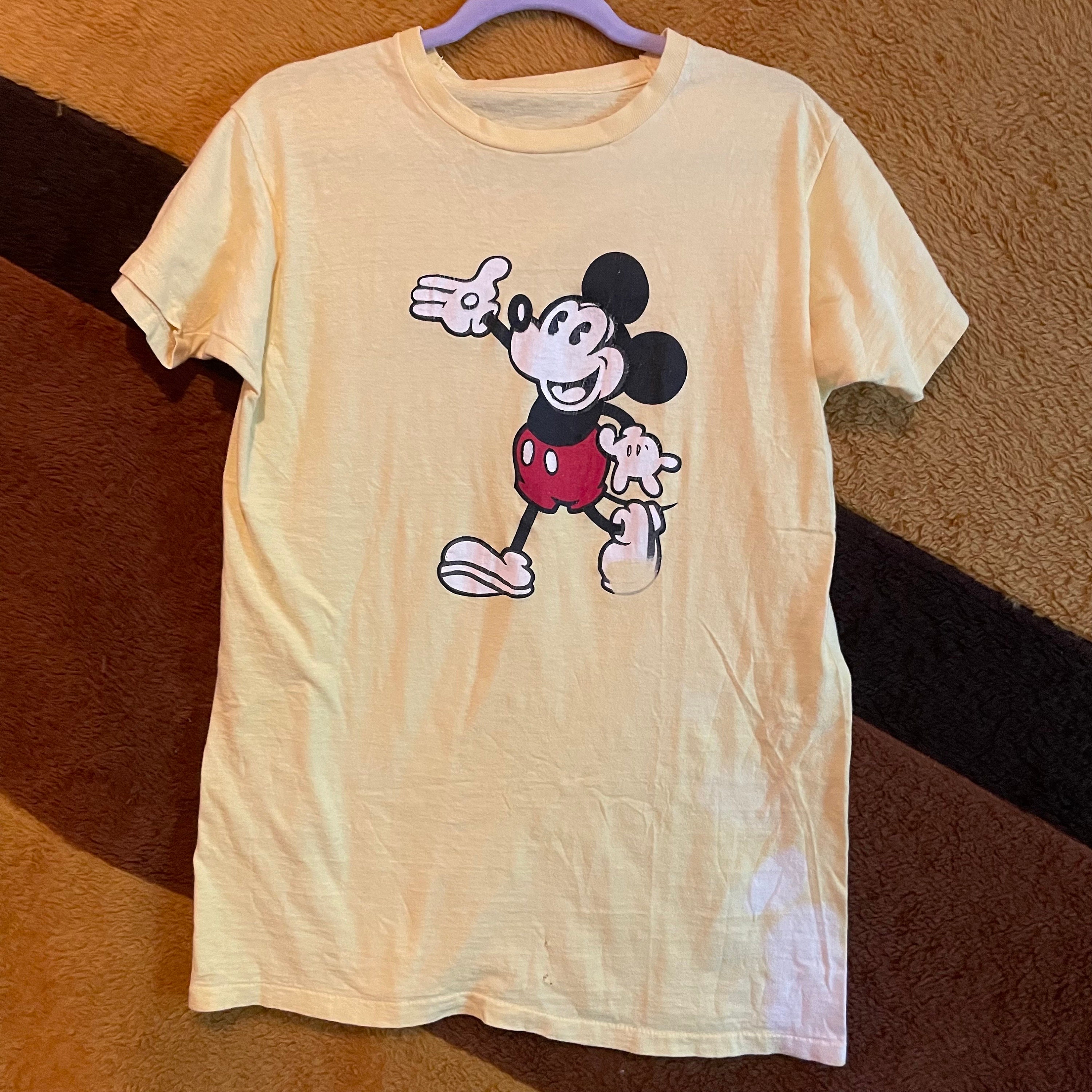 Vtg 70s OLD SCHOOL MICKEY Mouse // Vintage Yellow Distressed T