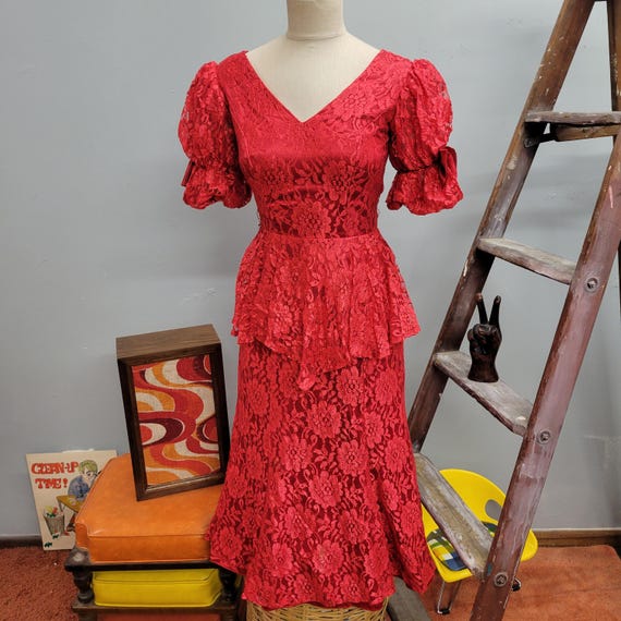 Vtg 80s Red Lace Peplum Dress : Vintage Small Floral Fishnet Lace Bow Sleeves Valentines Puffed Sleeve Gown Romantic Date Formal Prom