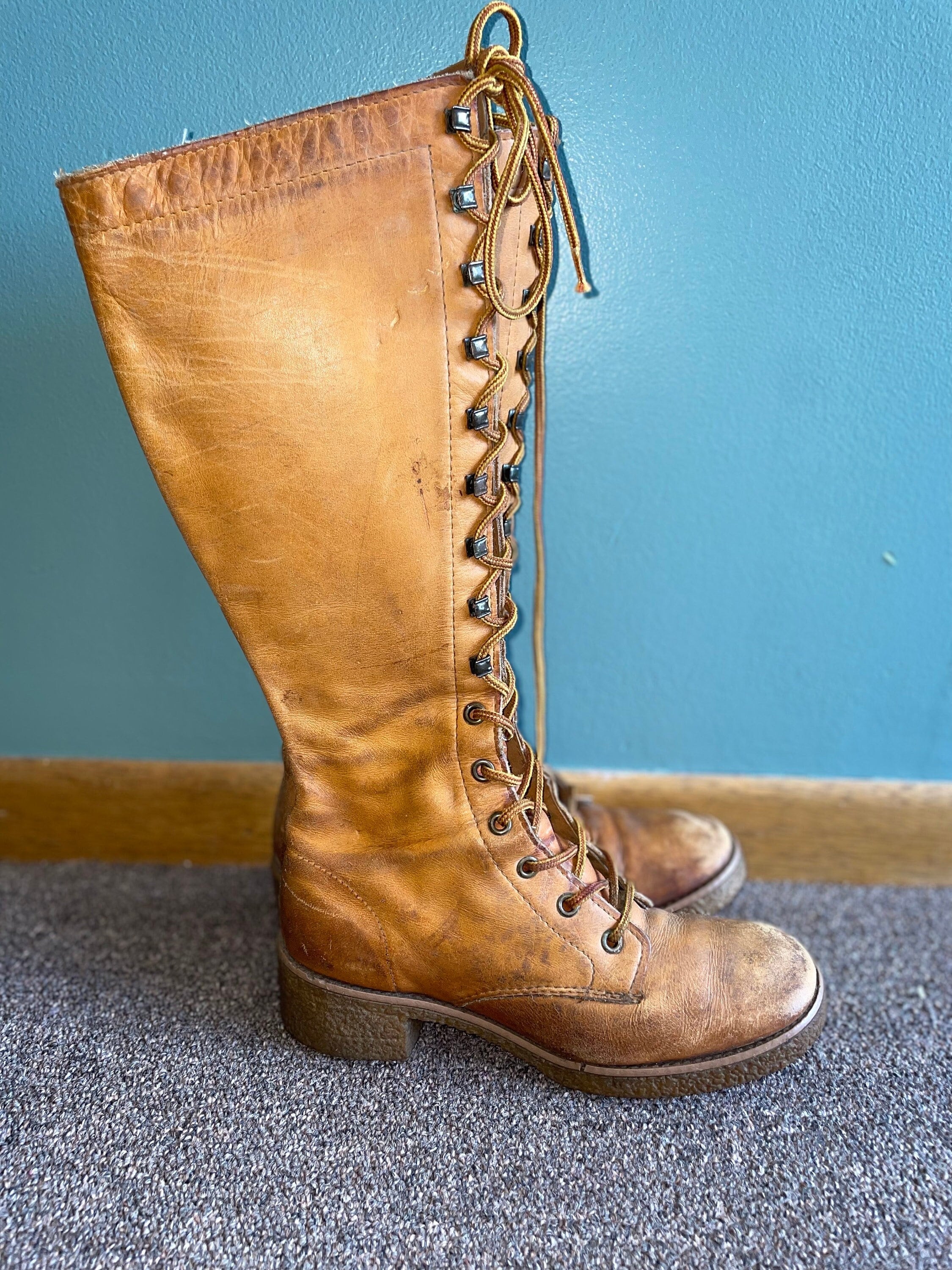 Vintage Bort Carleton Tall Leather Lace Up Boots, 1970s stacked wood heel  campus boots, 70s blue laced combat hippie gypsy boots, Women's 8