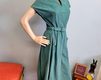 vtg 70s GREEN FAUX Suede DRESS : vintage Wenjilli size 11/12 belted midi shift dress