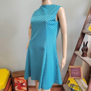 vtg 70s CHECKERED KNIT DRESS / vintage medium womens summer retro fashion geometric patterned pinafore tent dress sleeveless mini tank dress