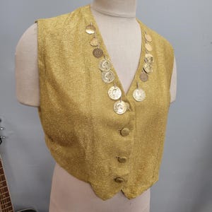 VTG 70s gouden lurex-vest met muntstuk: vintage discokostuum, kleine metalen crop-top dames