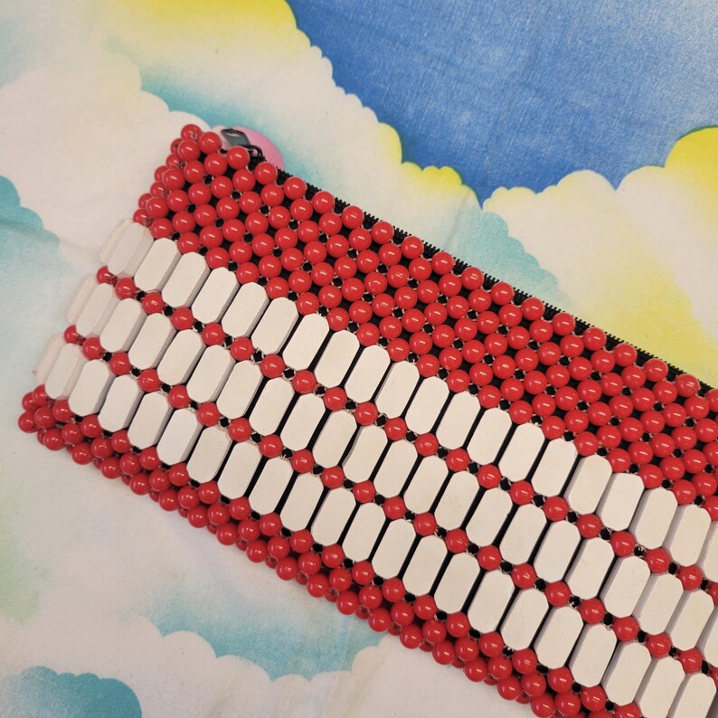 Vtg 40s BEADED RED CLUTCH // Vintage Wooden & Plastic Beads Lego Style