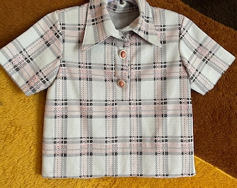 vtg 70s CUTE PINK & GRAY Top // vintage plaid crop top pointy collar mod retro preppy blouse decorative buttons cropped dress shirt twee