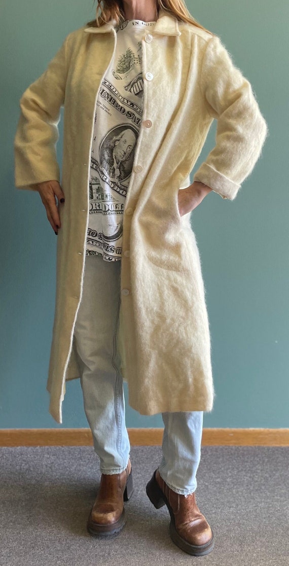 Vintage 80s White Mohair Jacket / Long White Tren… - image 2