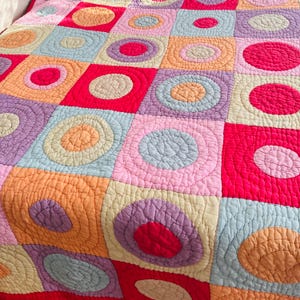 vtg 90s Patchwork Circles Bedding, Quilted Comforter