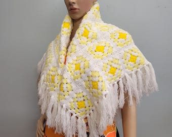 vtg 70s Granny Squares Cape, Yellow FringePoncho