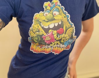 Vintage 70s Munchie MONSTER Graphic Tee / Retro Critter Iron On Shirt tshirt small 1970s stoner munchies snacks food