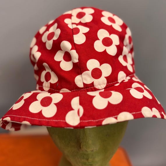 DEW E DEW E☆FLOWER BUCKET HAT Rainbow Flower Power Reversible Bucket Hat – Jack and Bec