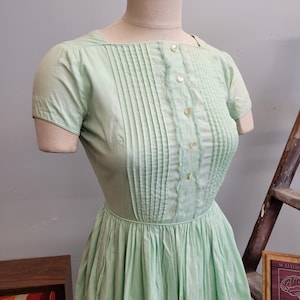 vtg 50s GREEN PLEATED DRESS // vintage small womens  pastel mint green detailed ruffles cute short sleeve summer fit n flare midi rockabilly