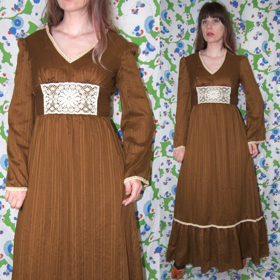 Vintage 1970's Young INNOCENT By ARPEJA Golden Bro