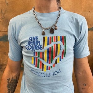 CAMISETA DE RESTAURANTE DE CHICAGO DE LOS 80 // Camiseta vintage de plato principal, histórica, retro, de moda, para restaurante, alta cocina, pizza, hamburguesas, comida, refrigerio, estilo auténtico