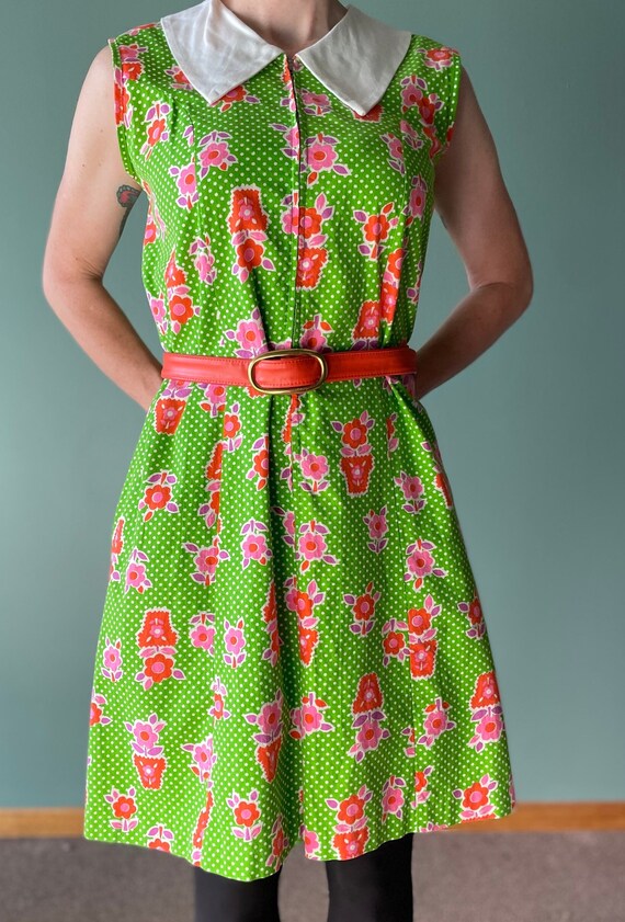 Vintage 1960s Flower Power Dress / Mod Pointy Col… - image 4