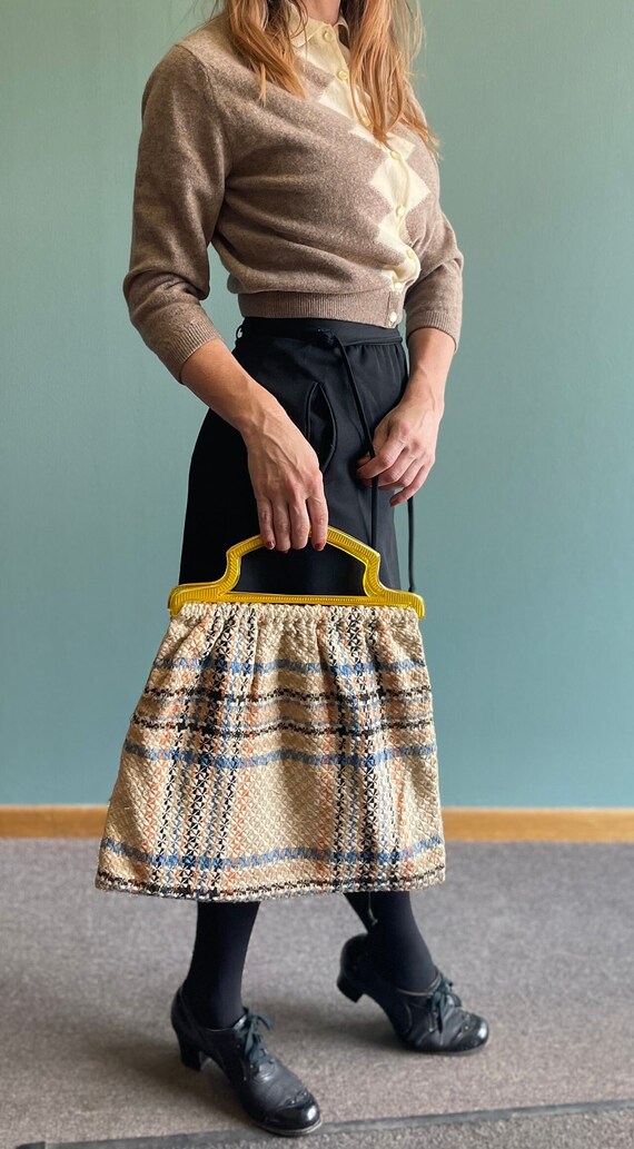 Vintage 60s 70s Embroidered Plaid Tapestry Purse /