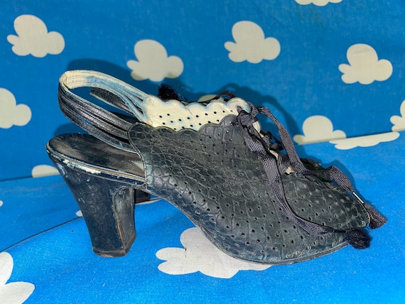 Vintage 1940s Navy T-Strap Shoes with Mesh and Peep Toe, size 6-1