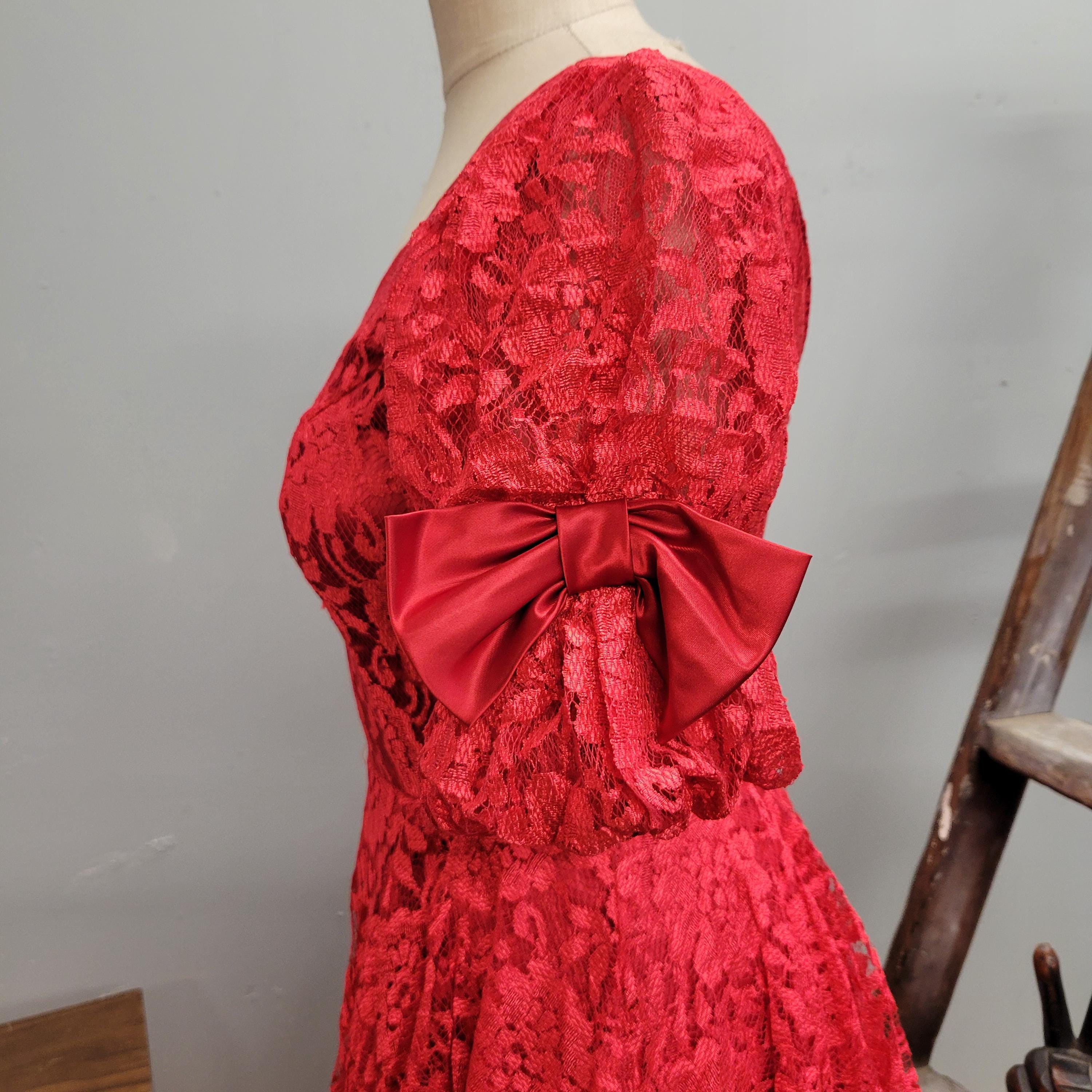 vtg 80s RED LACE PEPLUM Dress : vintage Small floral fishnet LACE bow Sleeves valentines puffed sleeve gown romantic date formal prom