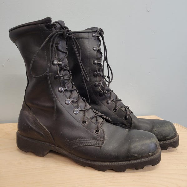 combat boots 90s style