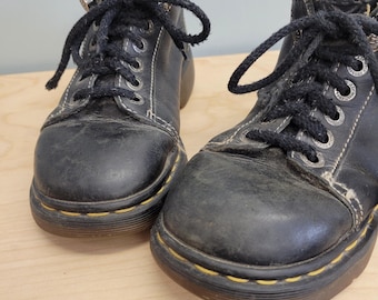 Vintage Y2k Skulls & Zippers Demonia Boots / 90s Platform Chunky