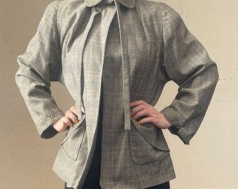 Vintage 1940s 50s Hoot Lass Bonnie Top / Black Plaid Jacket / 40s Grey Big Collar Swing Jacket / Slouchy Jacket / Plaid Blazer