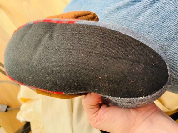 vtg 1980s Kids Howdy Doody House Slippers, Rubber Face Puppets View 5