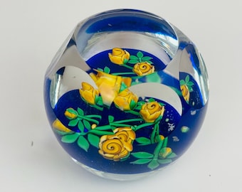 vtg 70s 80s Round Faceted Yellow Roses Paperweight Art Gift