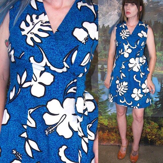 Vintage 1970's BLUE Floral HAWAIIAN WRAP Mod Summe
