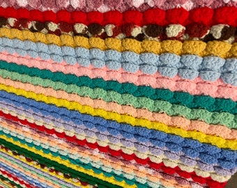 Vintage Retro Rainbow Striped Crochet Blanket / 3D Knit Granny Blanket / Thick Winter Blanket