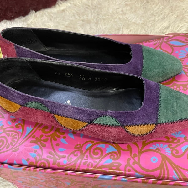 SALE! Vintage 1980s Suede Multicolored Pointy Toe Flats // 80s leather shoes // 80s Funky Shoes