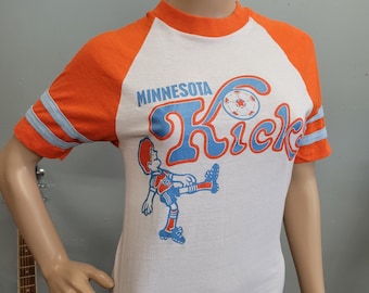 70s~80s sports wear kenturky州 フットボールTシャツ Vintage Kentucky 1970s Wildcats College Basketball Logo