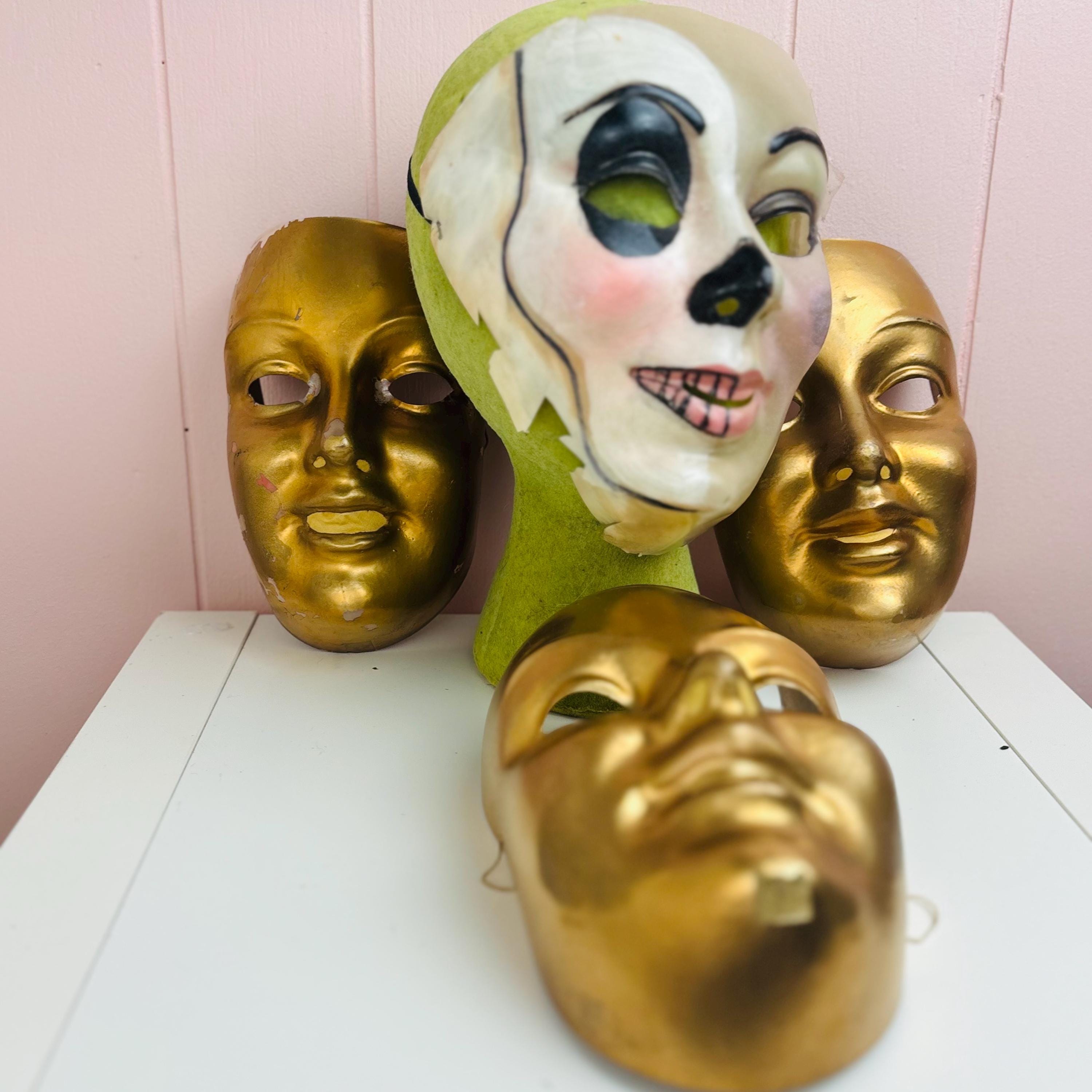 Eyes Wide Shut Party - Etsy
