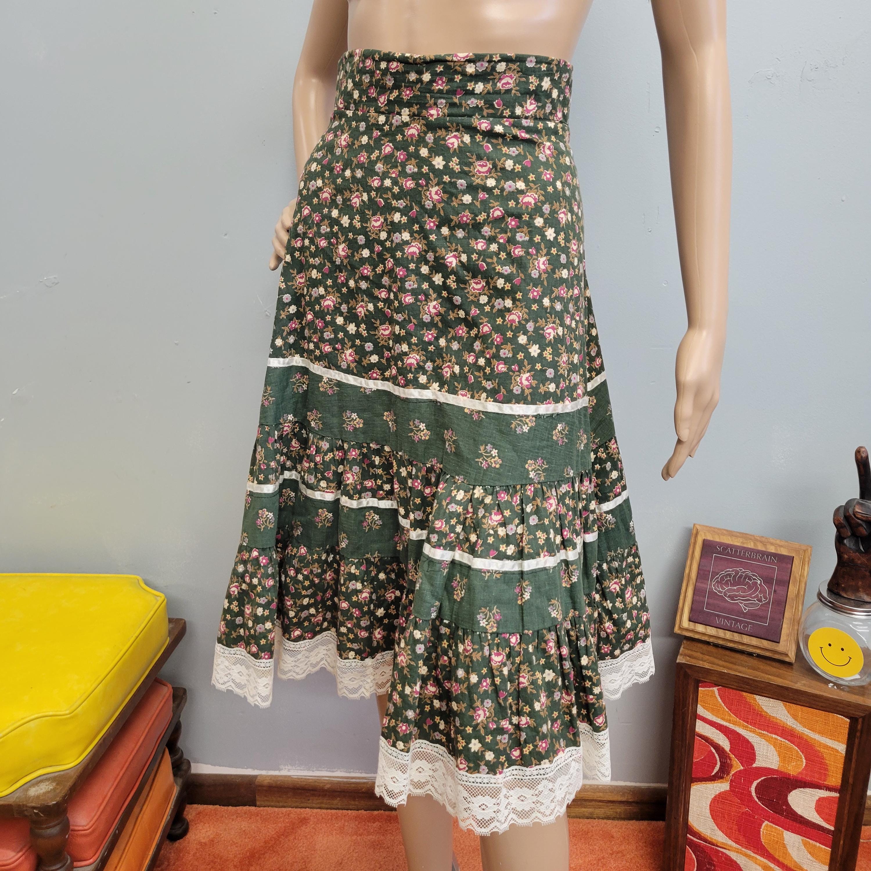 Vtg 70s FLORAL PRAIRIE SKIRT : Vintage Size 7 High Rise Lace Trim
