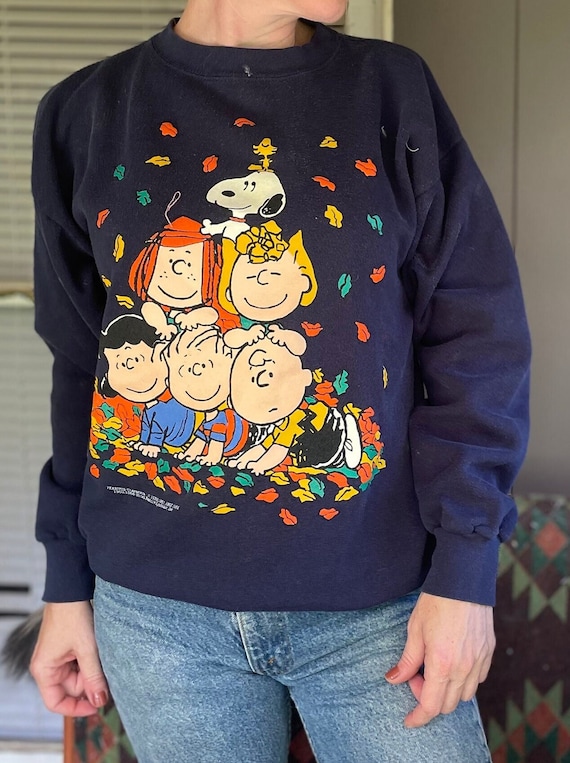 Vintage 80s SNOOPY Peanuts Charlie Brown Sweatshirt Cartoon People Shirt  Cozy Blue Sweater 90s Teacher Core Happy Friends 