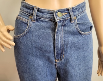 Vaqueros Liz Claiborne vintage de los años 80: Vintage Petite 2, tiro alto, corte cónico, lavado medio