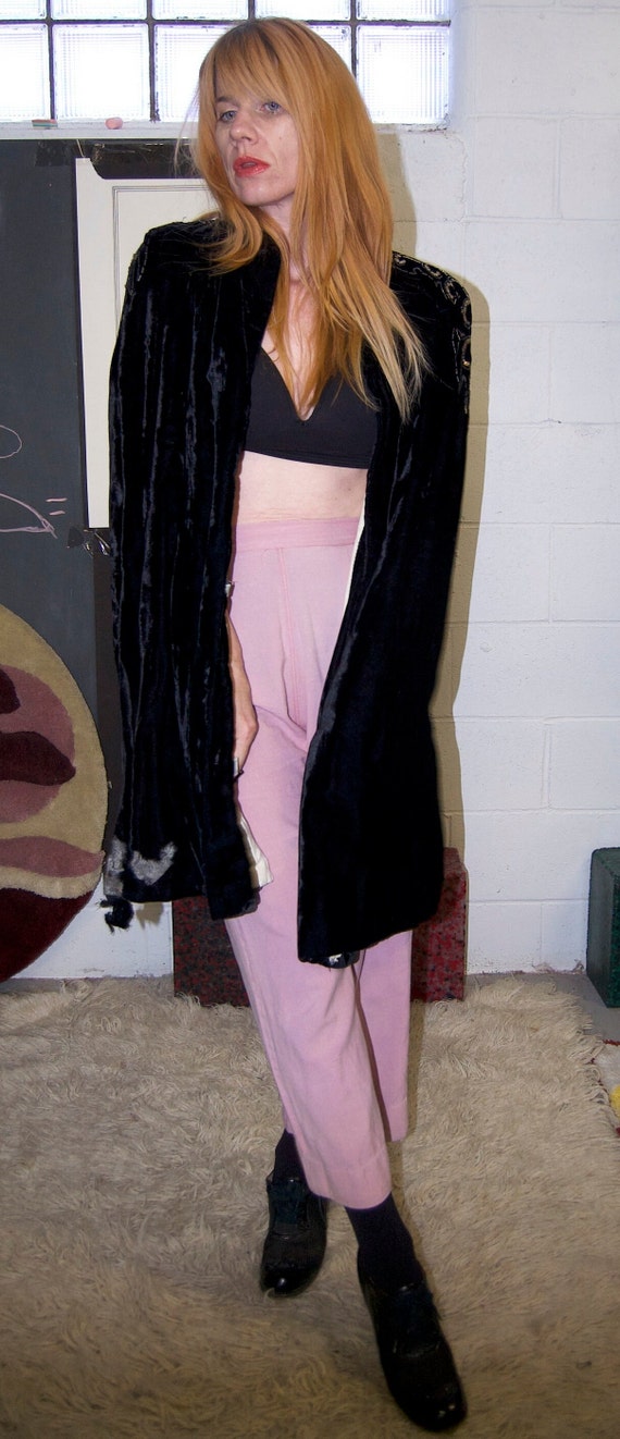 AS IS Vintage 1930s Black BEADED Velvet Cape // … - image 6