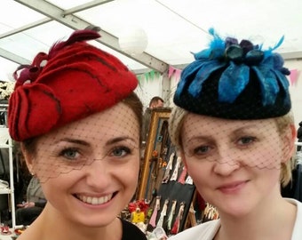 Burgundy Wool Felt Pillbox Hat With Leaf Detail and Birdcage  display picture 1