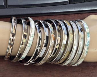 12 Pieces Assorted Red Green Abalone Mother of Pearl Shell Inlay Bangle Bracelet