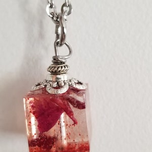Memorial Flower Keepsake Pendant Necklace, Dried Flower Pendant, Funeral Wedding Anniversary Graduation Birth Prom Homecoming Pendant image 4