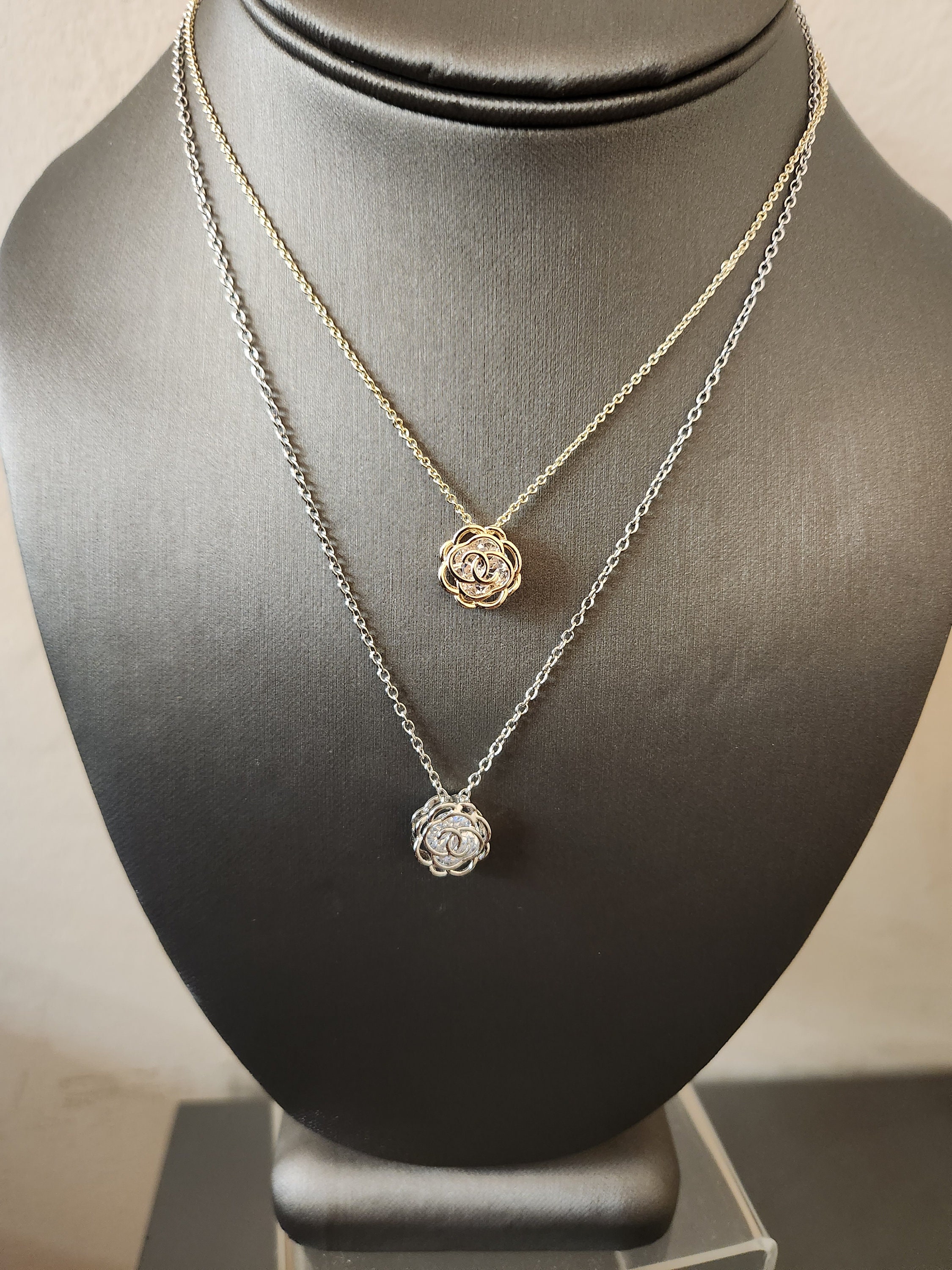 Chanel Silver Tone Rhinestone Cc Logo Necklace