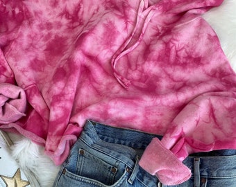 Sudadera con capucha recortada con efecto tie-dye fucsia / Suéter con efecto tie-dye / Rosa / Sudadera con capucha recortada para mujer / Regalo para ella