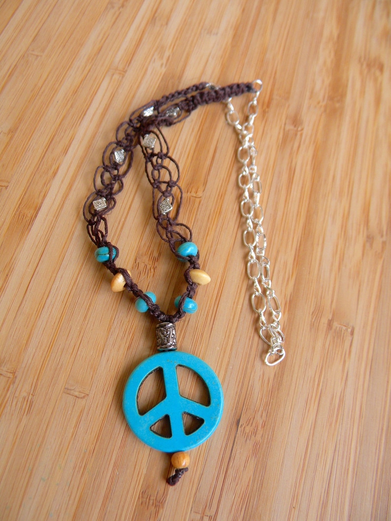 dark brown hemp and turquoise with adjustable length Macrame necklace with peace sign