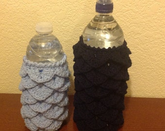 Crocodile Stitch Water Bottle Cozy Pattern